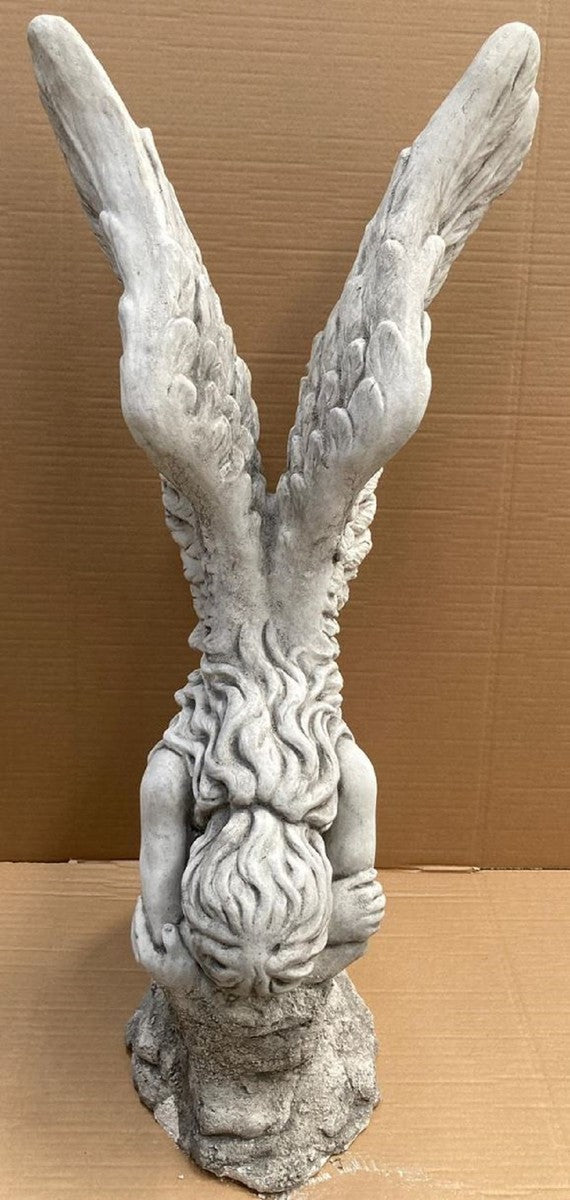 Barock Deko Skulptur Frau mit Flügel Weiß / Grau 56 x 63 x H. 110 cm - Garten Deko Stein Figur - Barock Garten & Terrassen Deko Accessoires