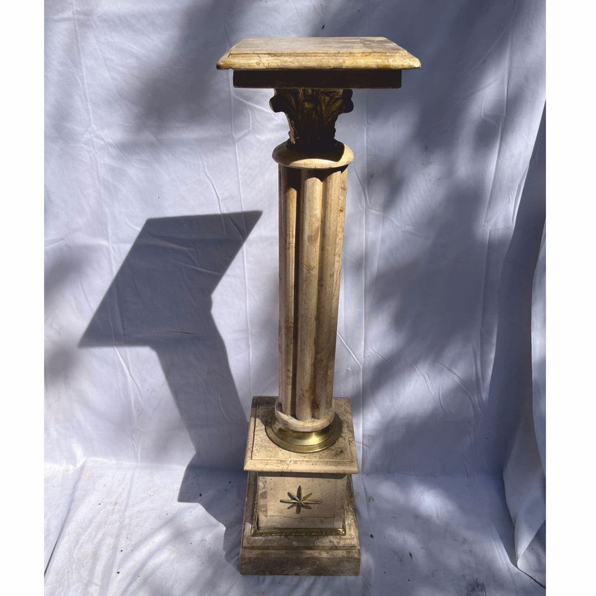 Barock Marmor Säule Beige / Messing H. 100 cm - Barock Deko Accessoires