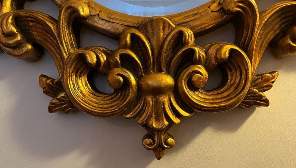 Barock Spiegel Gold - Prunkvoller Wandspiegel mit Verzierungen - Barock Garderoben Spiegel - Barockstil Wandspiegel - Barock Möbel - Möbel Barockstil - Edel & Prunkvoll