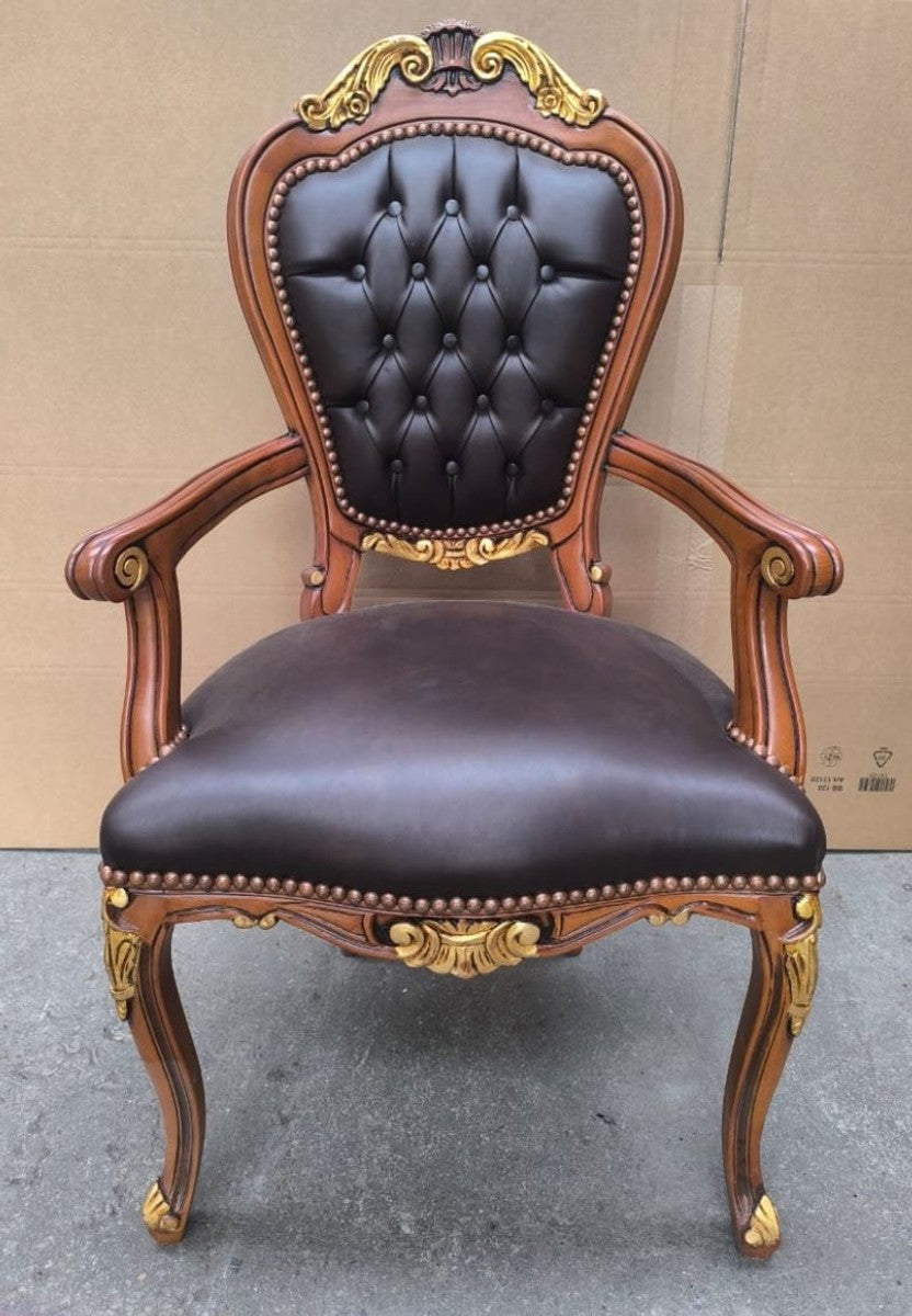 Luxus Barock Leder Esszimmer Stuhl mit Armlehnen Schwarz / Braun / Gold H. 108 cm