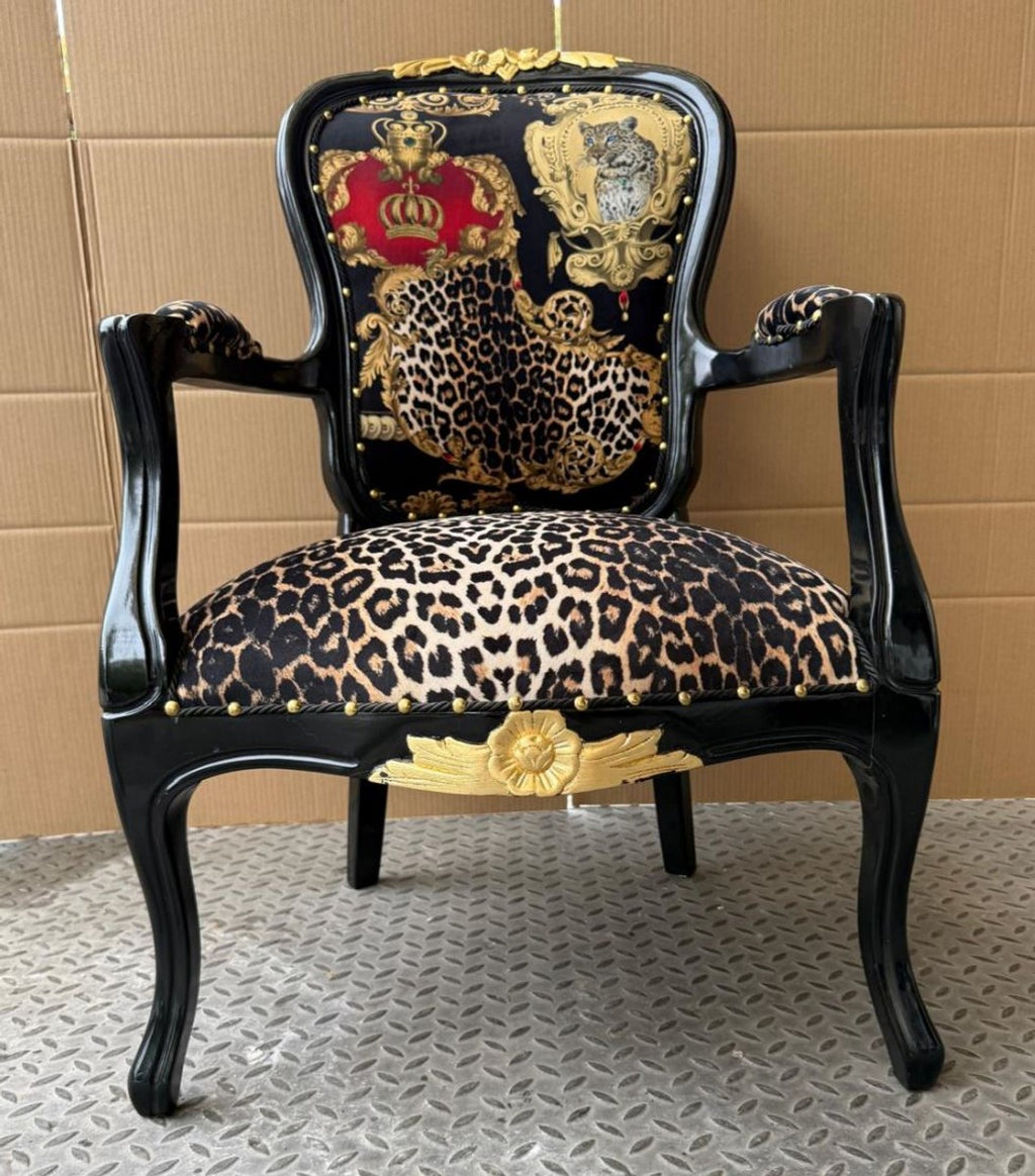 Pompöös by Luxus Barock Salon Stuhl Leopard / Schwarz - designed by Harald Glööckler